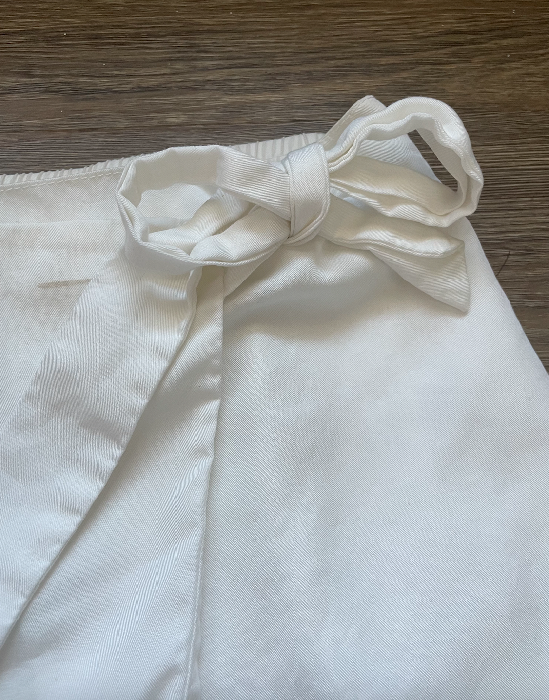 Wraparound White Cloth Skort